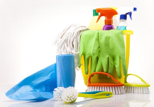 Clean and organised Hollandpark office interior after a professional cleaning service