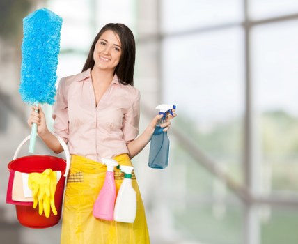 Professional cleaning of lobby and corridor areas in a Holland Park property