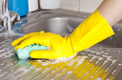 Final resolution of a cleaning complaint with clear communication
