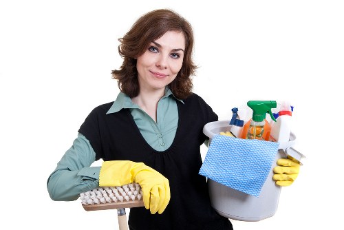 Clearing a period property in Holland Park with careful handling and sorting
